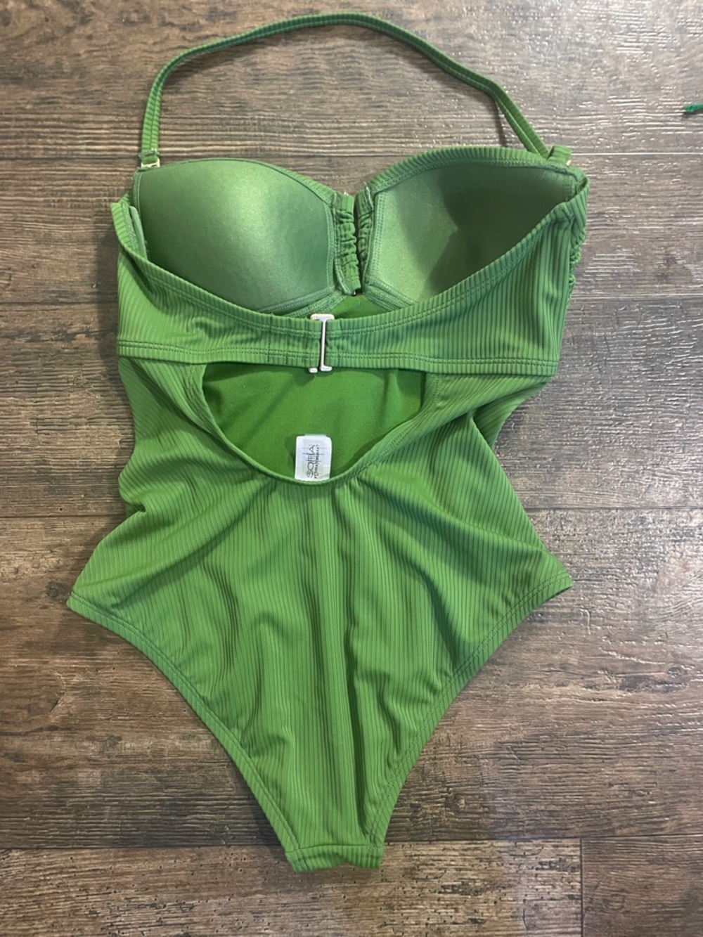 sofia by sofia vergara Green Ribbed One-Piece Swimsuit with Gold Clasp - Picture 4 of 5